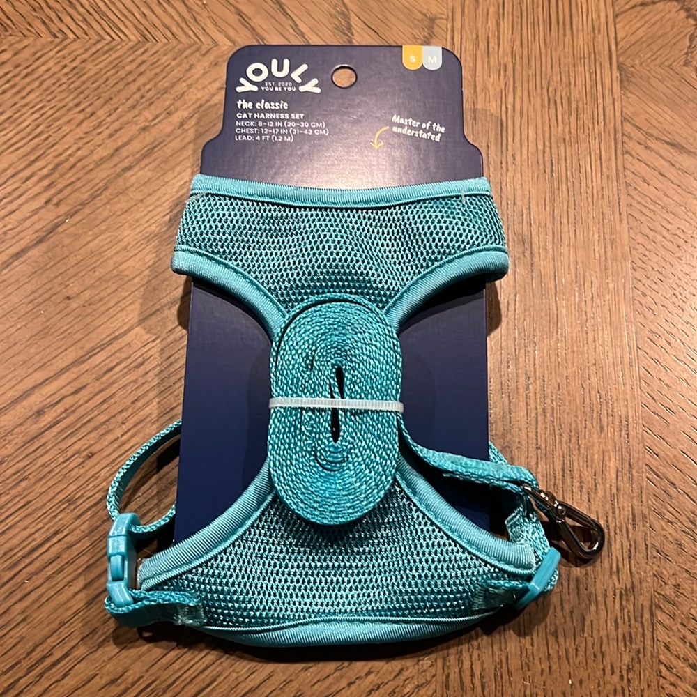 Youly Cat Harness Set NWT